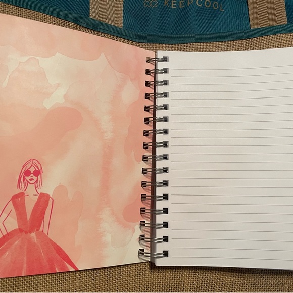 Love of fashion journal book by Designer Papers NWT - Picture 5 of 6